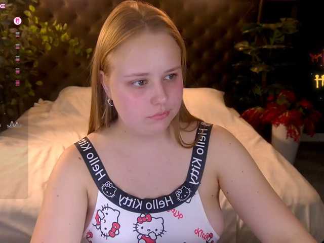 CrystallPaws live cam on BongaCams