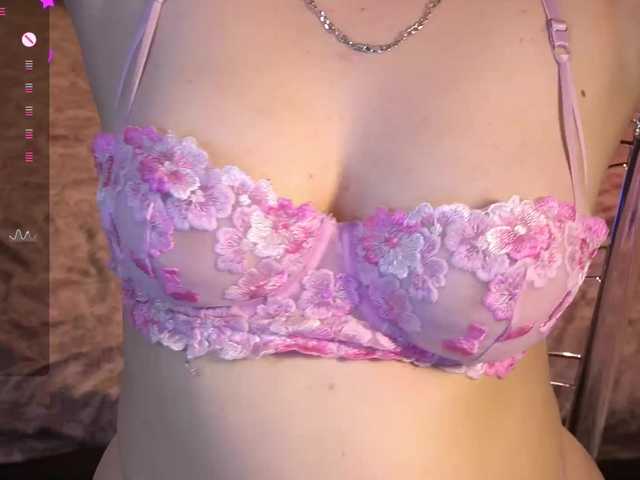 CrystallPaws live cam on BongaCams