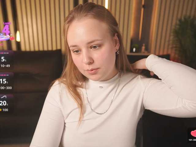 CrystallPaws live cam on BongaCams