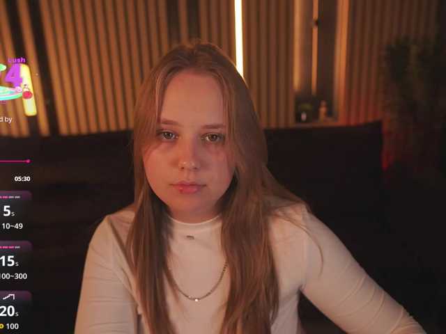 CrystallPaws live cam on BongaCams