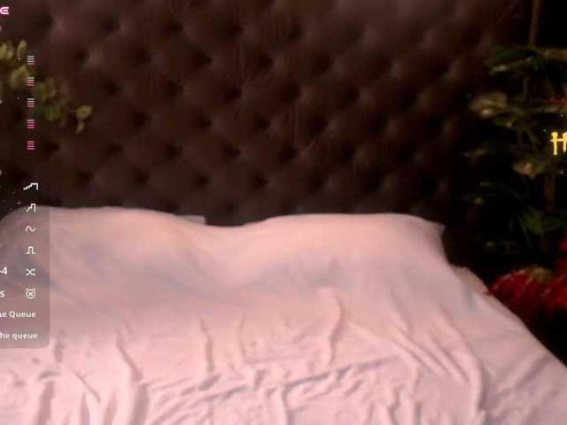 CrystallPaws live cam on BongaCams