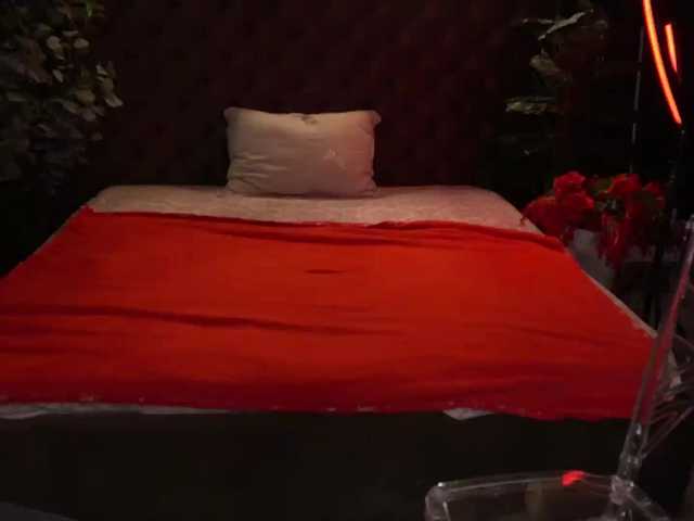 CrystallPaws live cam on BongaCams