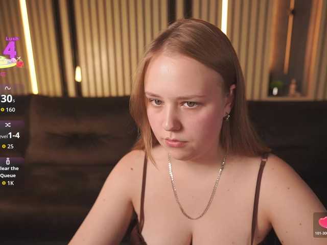 CrystallPaws live cam on BongaCams
