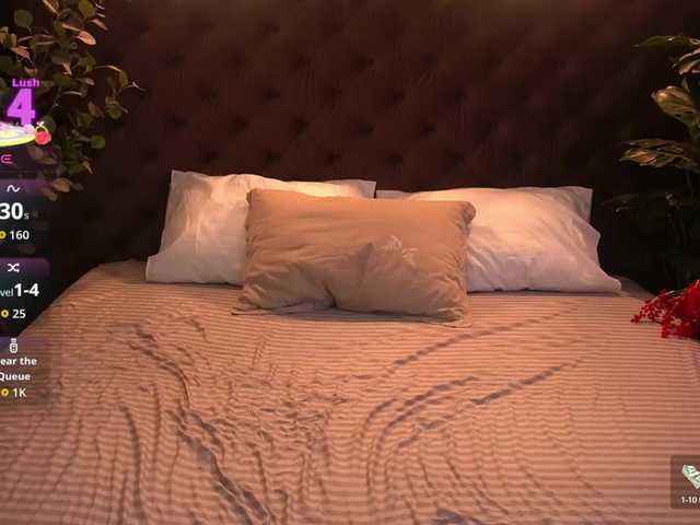 CrystallPaws live cam on BongaCams