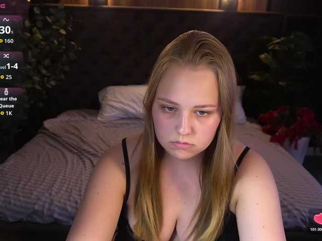 CrystallPaws live cam on BongaCams