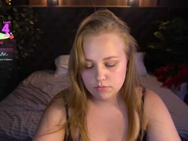 CrystallPaws live cam on BongaCams