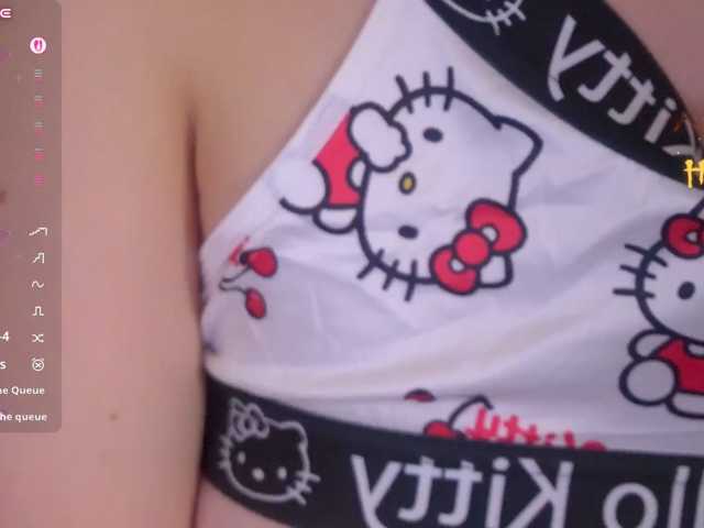 CrystallPaws live cam on BongaCams