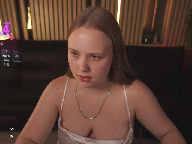 CrystallPaws live cam on BongaCams