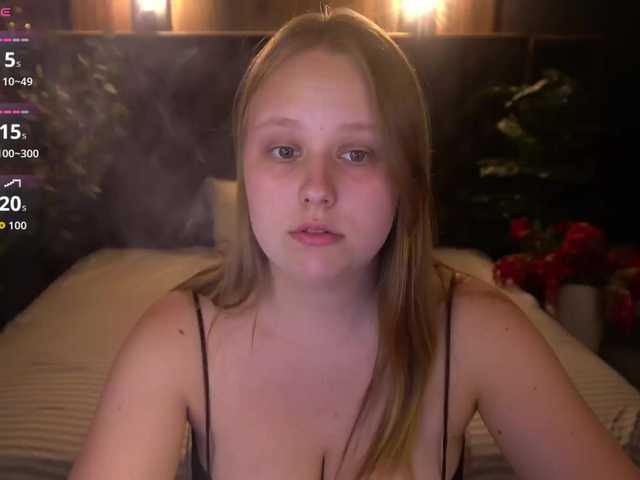 CrystallPaws live cam on BongaCams