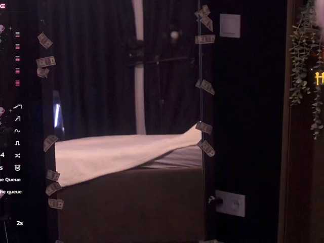 CrystallPaws live cam on BongaCams