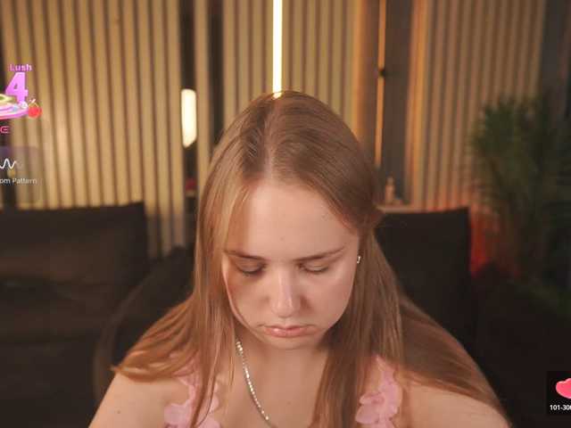 CrystallPaws live cam on BongaCams