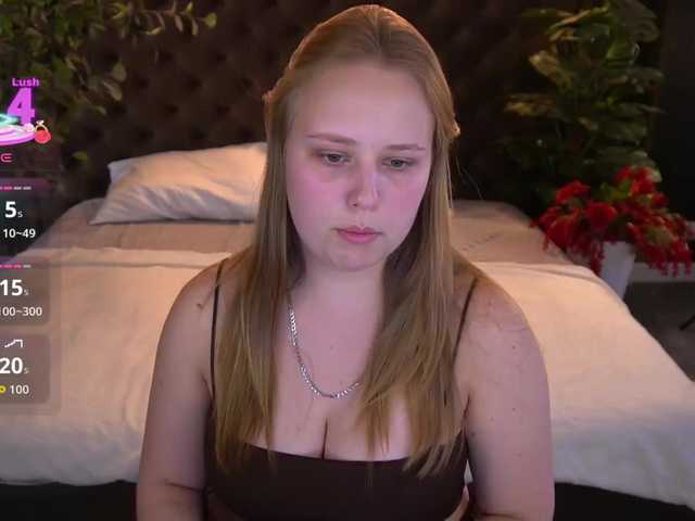 CrystallPaws live cam on BongaCams