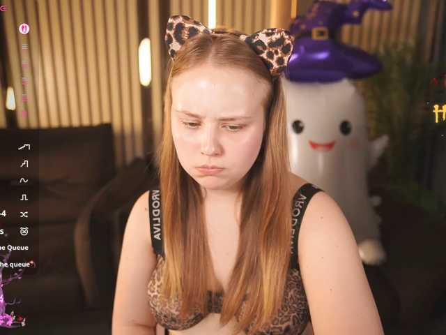 CrystallPaws live cam on BongaCams