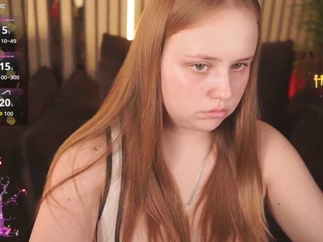 CrystallPaws live cam on BongaCams