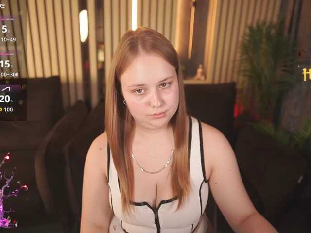 CrystallPaws live cam on BongaCams