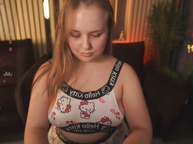 CrystallPaws live cam on BongaCams