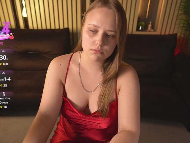 CrystallPaws live cam on BongaCams