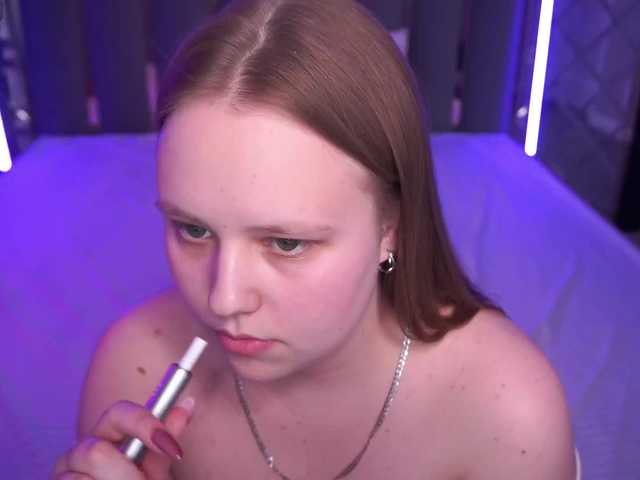 CrystallPaws's BongaCams show and profile