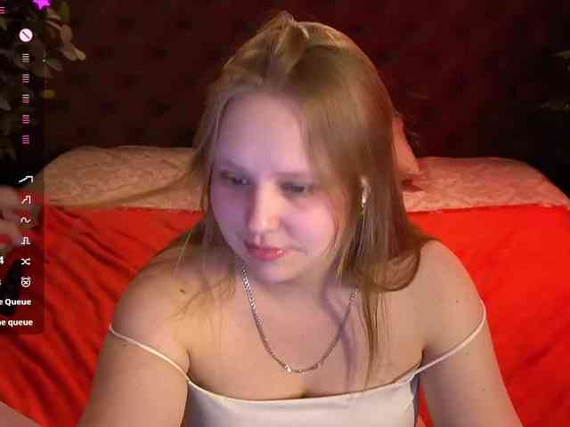 CrystallPaws Live Webcam on BongaCams