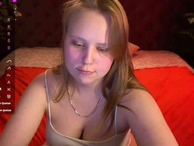 CrystallPaws Live Webcam on BongaCams