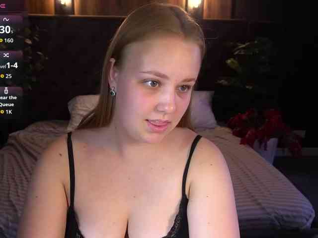 CrystallPaws webcam