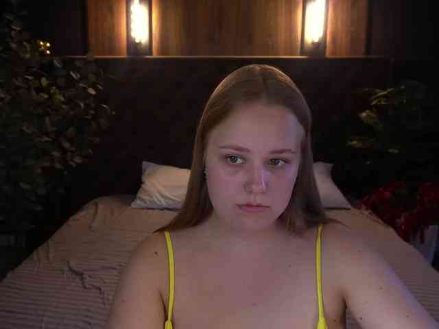 CrystallPaws webcam