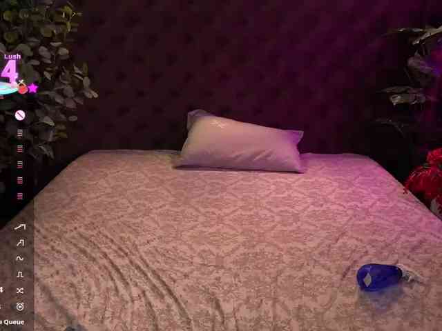 CrystallPaws Live Webcam on BongaCams