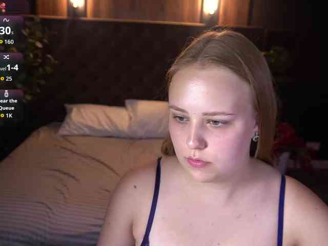 CrystallPaws webcam