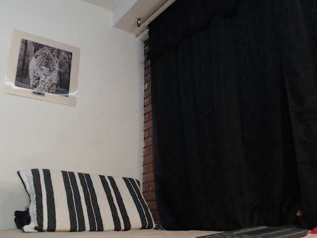 alicehorny live cam on BongaCams