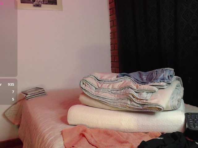 alicehorny live cam on BongaCams