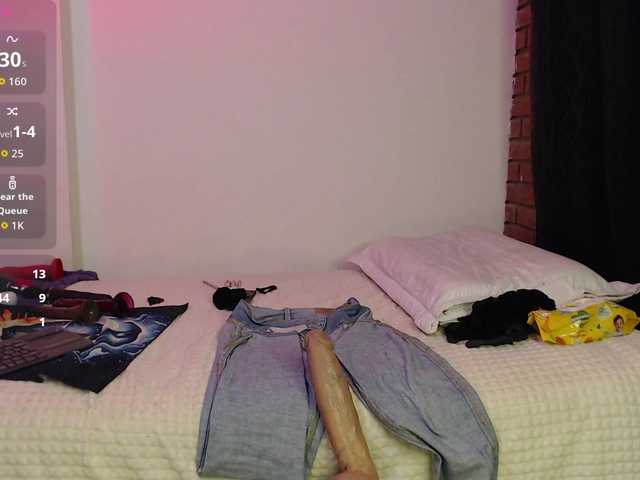 alicehorny live cam on BongaCams