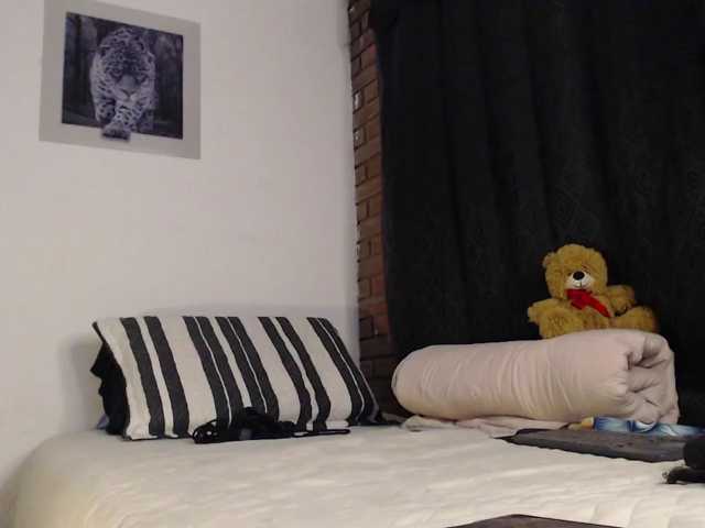 alicehorny live cam