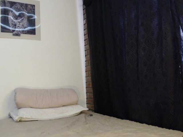 alicehorny live cam on BongaCams