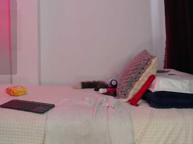 alicehorny live cam on BongaCams
