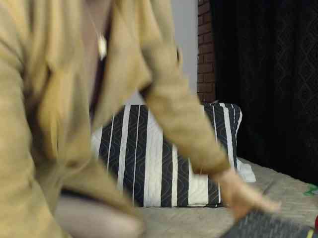 alicehorny webcam
