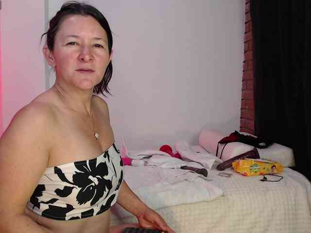 alicehorny webcam