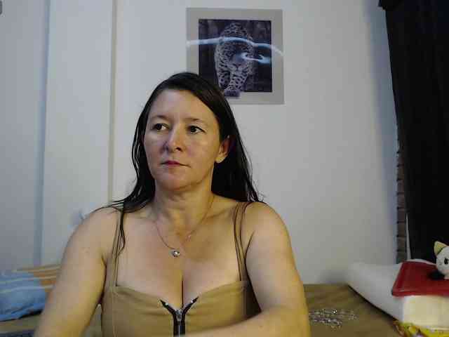 alicehorny webcam