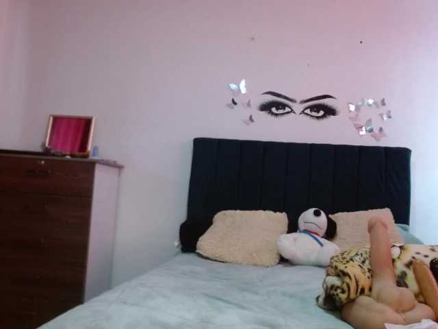 Keylertrue18 live cam on BongaCams