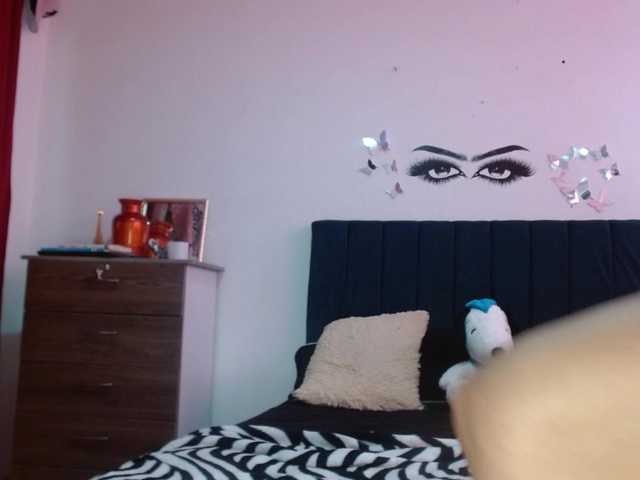 Keylertrue18 live cam on BongaCams