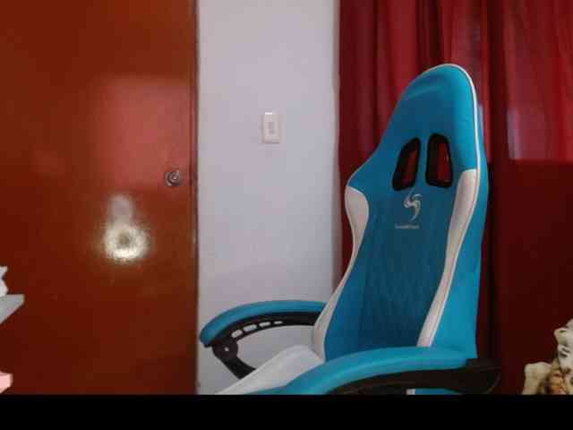Keylertrue18 webcam