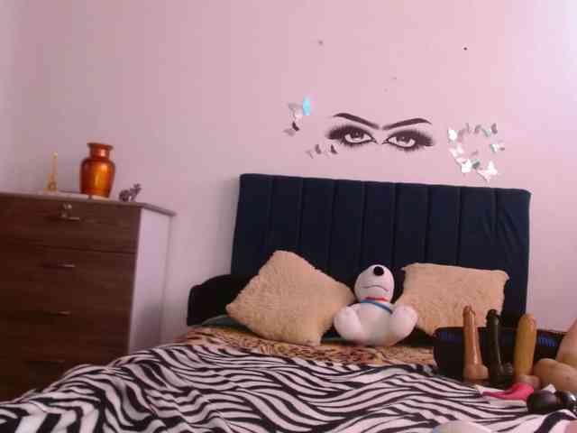 Keylertrue18 webcam