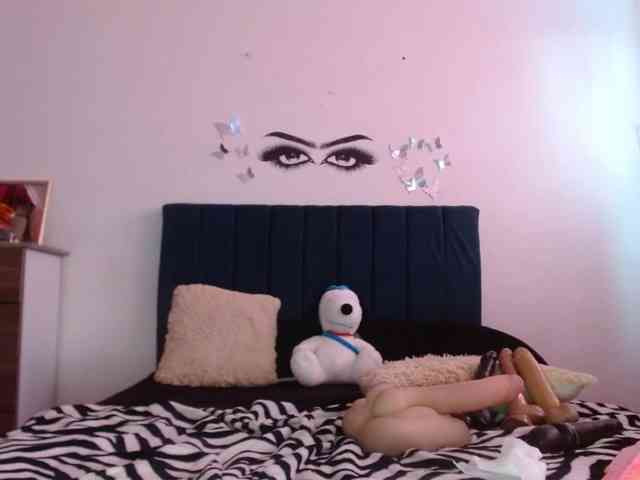 Keylertrue18 webcam