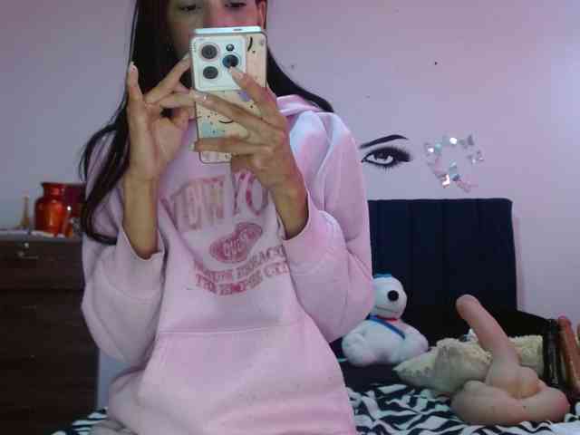 Keylertrue18 webcam