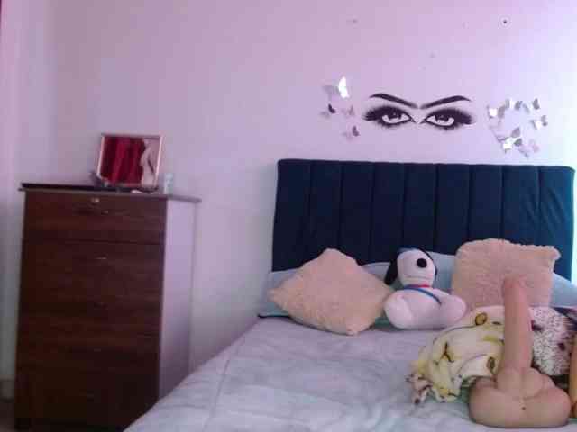 Keylertrue18 Live Webcam on BongaCams