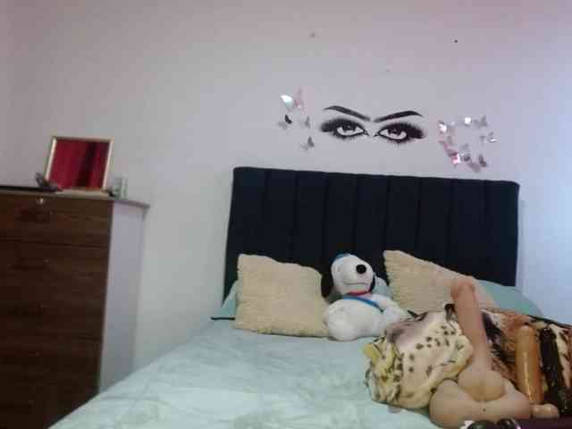 Keylertrue18 webcam