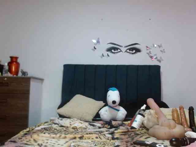Keylertrue18 webcam