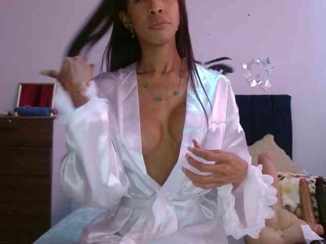 Keylertrue18 webcam