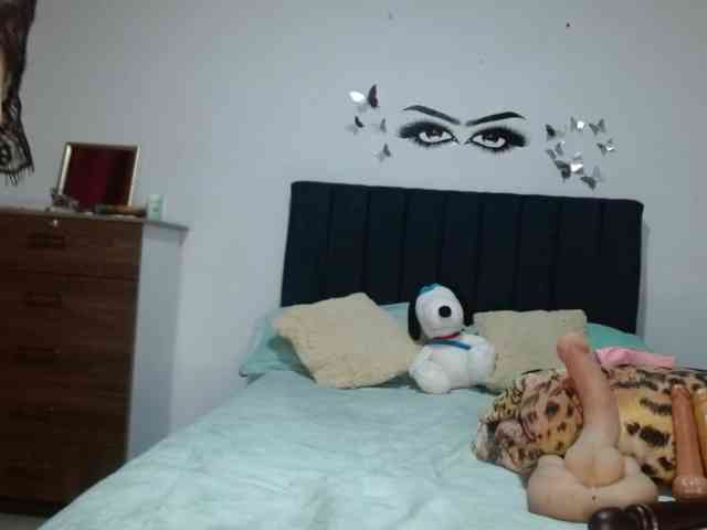 Keylertrue18 webcam