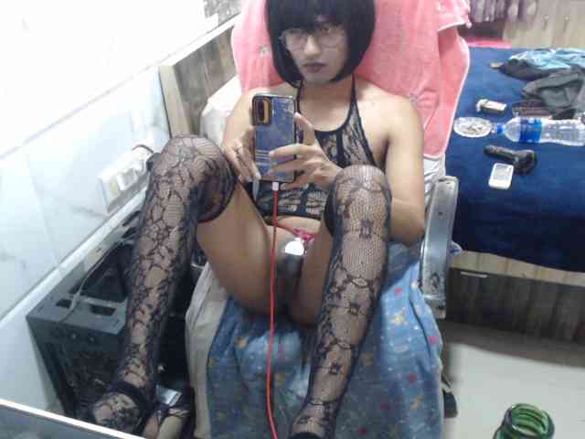 lockedsissy007