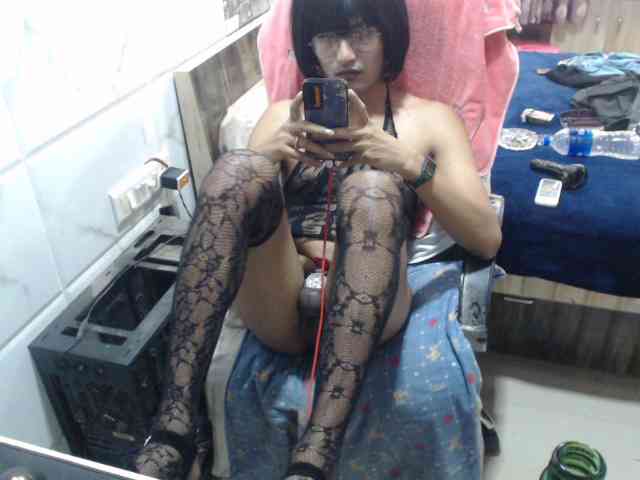 lockedsissy007